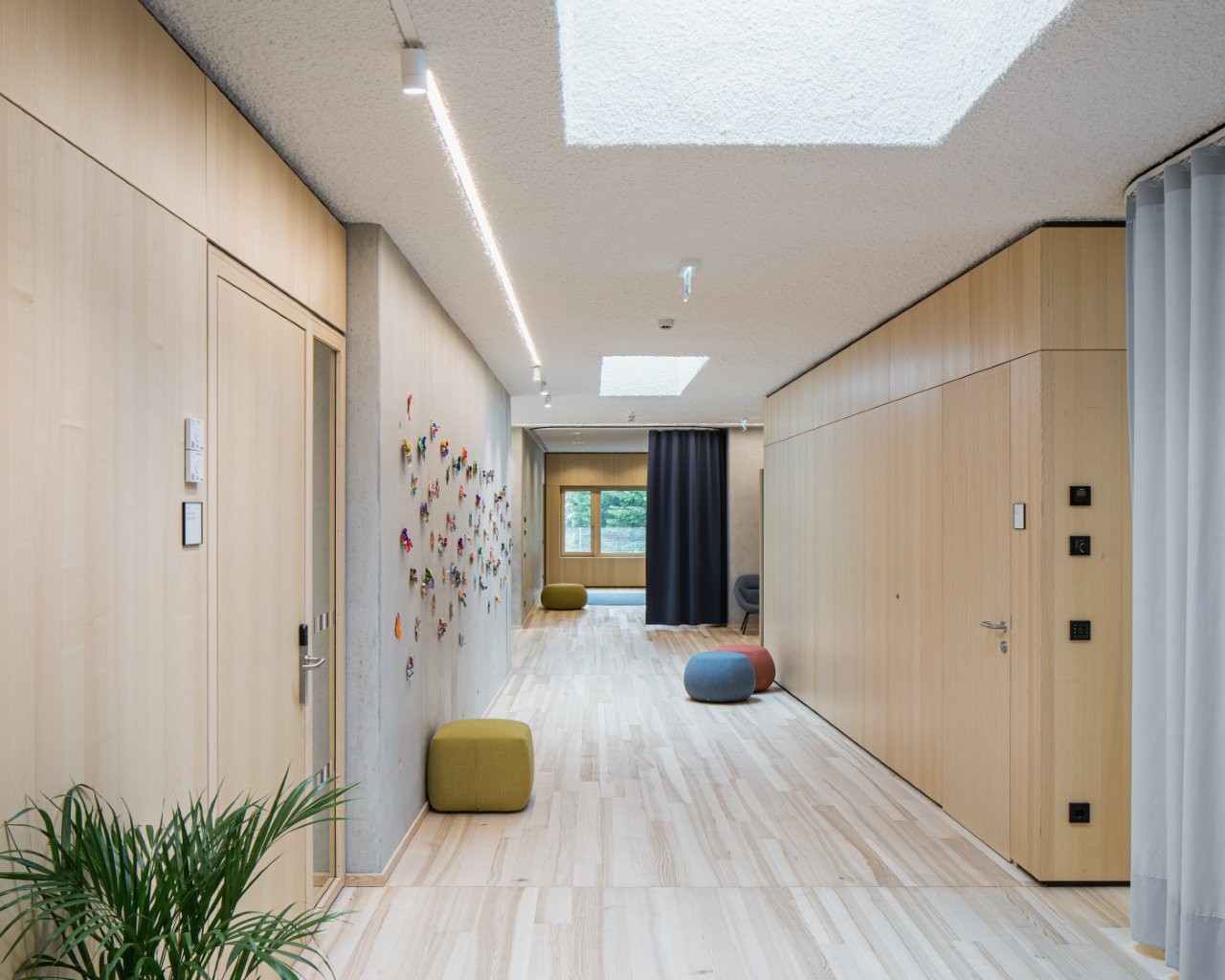 Gang von dem Kindergarten